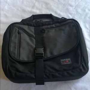 Tom Bihn Empire Builder briefcase